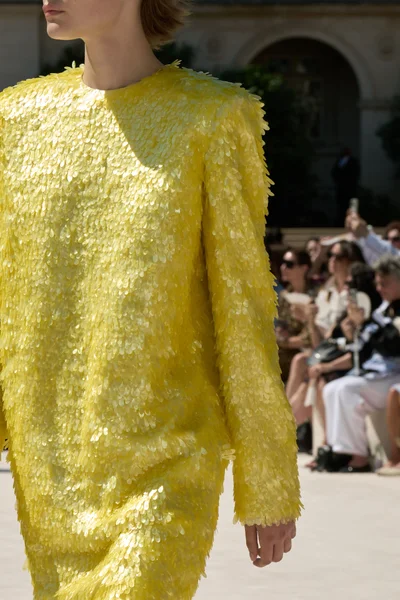 Look 84